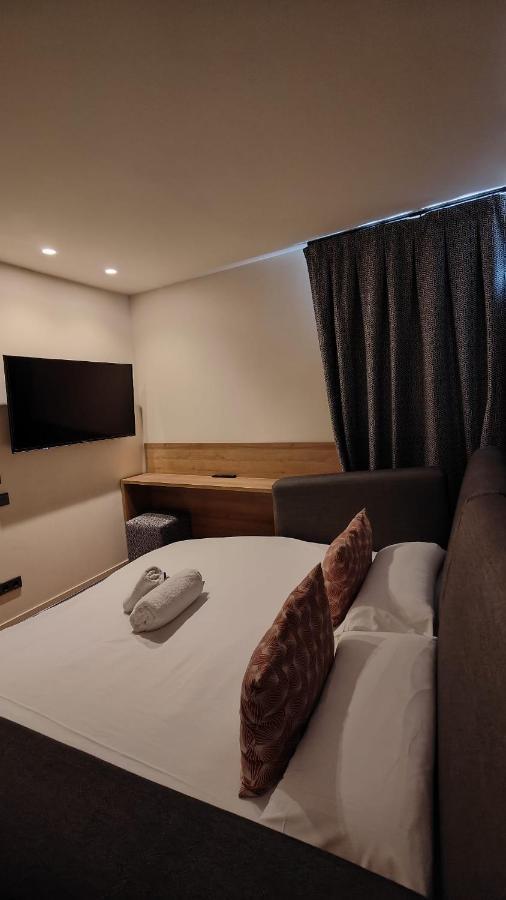 Toc Hostal *